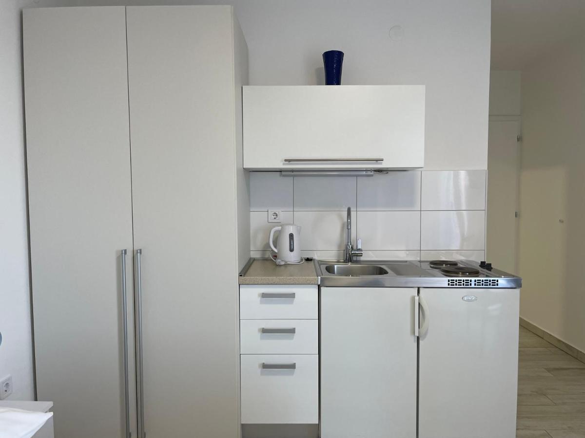 Apartment Maxim Primosten Bagian luar foto